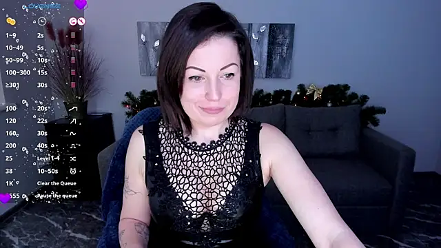 Snapshot of Emily_Midlton chatting on 01.07.25 Emily Midlton online show from 01.07.25