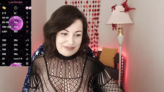 Snapshot of Emily_Midlton chatting on 03.04.25 Emily Midlton online show from 03.04.25