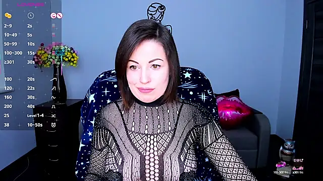 Snapshot of Emily_Midlton chatting on 03.05.25 Emily Midlton online show from 03.05.25