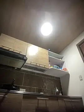 Berry Bans online show from 12.21.25