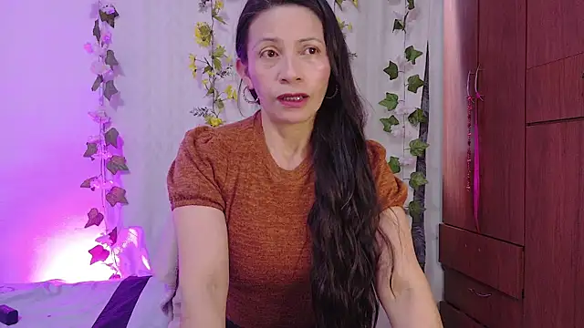 Snapshot of cattaleya1476 chatting on 07.28.26 cattaleya1476 online show from 07.28.26