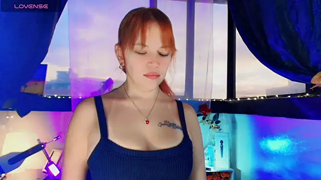 Snapshot of mariana_scott__ chatting on 05.12.26 mariana scott online show from 05.12.26