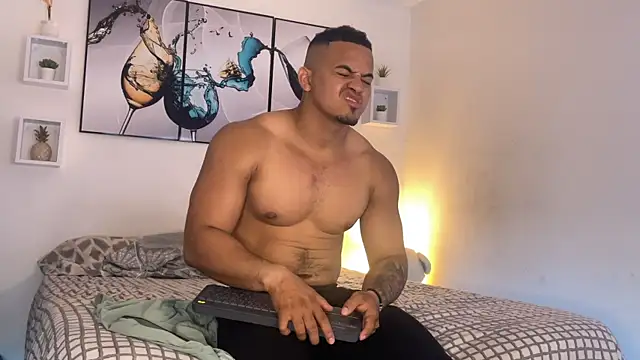 Snapshot of wendy_alejo1712 chatting on 02.22.25 wendy alejo1712 online show from 02.22.25