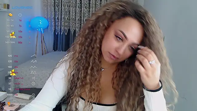  Just a queen 3 online show from 11.15.25