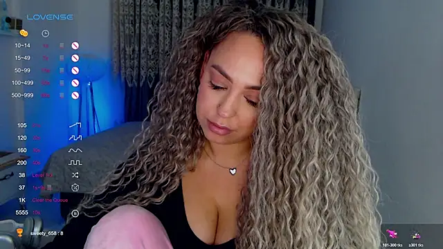  Just a queen 3 online show from 01.12.26