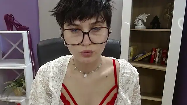 Snapshot of sarah_perfect chatting on 03.26.26 sarah perfect online show from 03.26.26