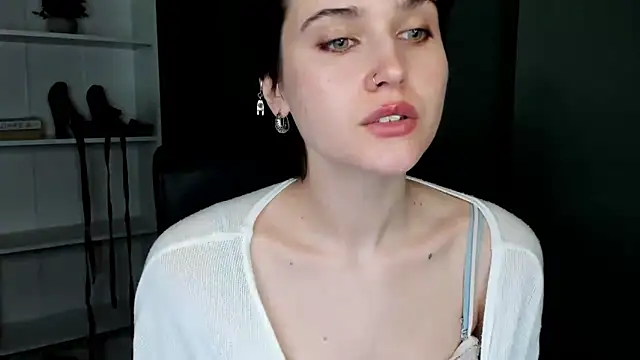 Snapshot of sarah_perfect chatting on 04.09.26 sarah perfect online show from 04.09.26