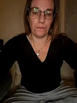 SpiceLea online show from 12.15.24