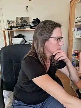 SpiceLea online show from 01.13.25