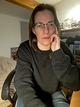 SpiceLea online show from 03.06.25