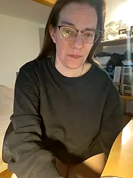 SpiceLea online show from 03.07.25