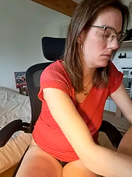 SpiceLea online show from 03.14.25