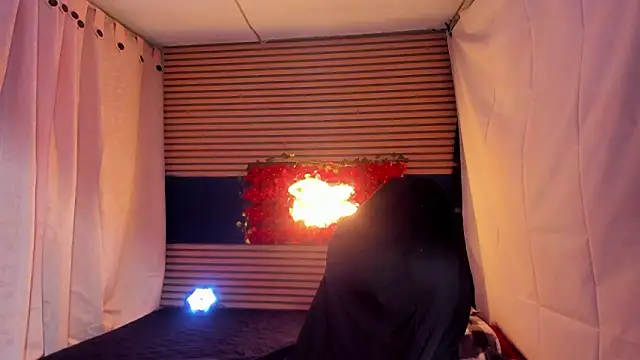 Snapshot of rosse_2504 chatting on 02.07.26 rosse 2504 online show from 02.07.26