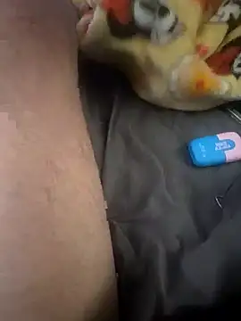 Snapshot of LongDongDaddy302 chatting on 11.01.25 LongDongDaddy302 online show from 11.01.25