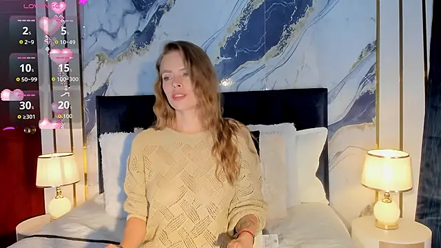 Snapshot of Laurablue chatting on 05.16.26 Laurablue online show from 05.16.26