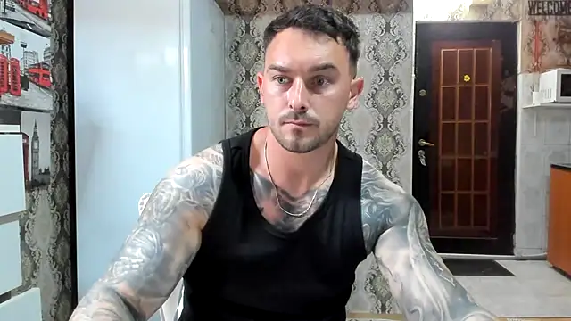 Snapshot of Jonmusclemaster chatting on 06.10.26 Jonmusclemaster online show from 06.10.26