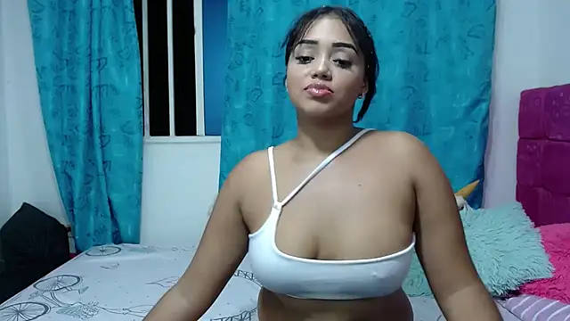 kiara milf  online show from 12.09.24