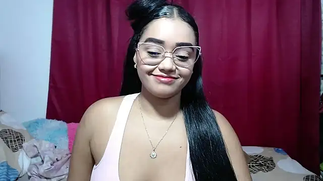kiara milf  online show from 04.15.26