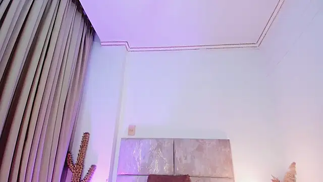 AlissaNix online show from 01.21.25