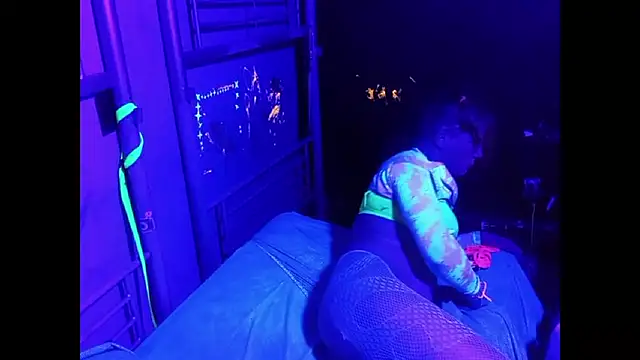 CommWhore online show from 12.12.24