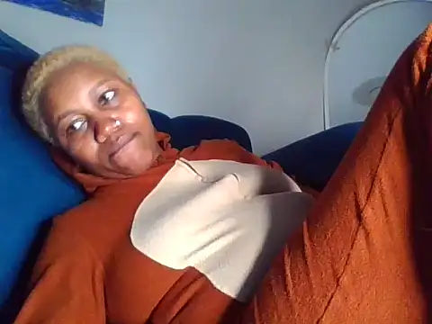 SquirtQueen222 online show from 04.16.26