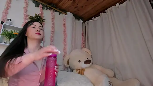 Idara and Edahi01 online show from 01.15.26