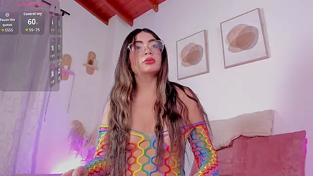 Mia 222 online show from 12.02.25