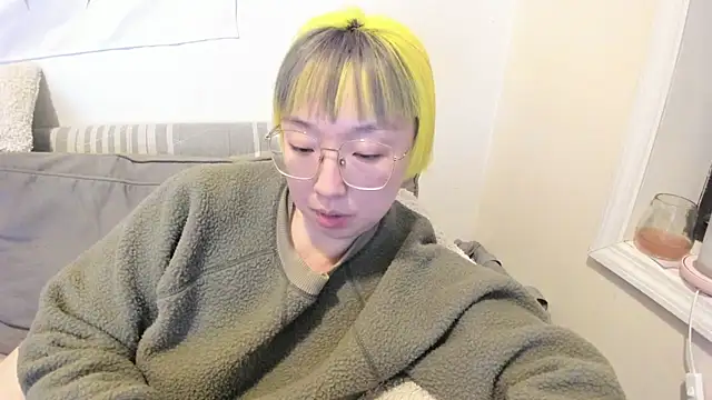 Snapshot of luxgray chatting on 03.02.26 luxgray online show from 03.02.26