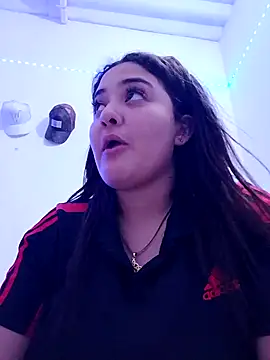 Liancy online show from 12.17.24