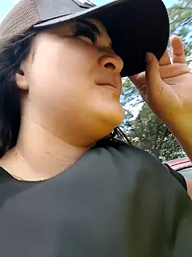 Liancy online show from 02.15.25