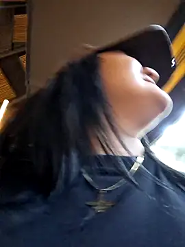 Liancy online show from 03.22.25