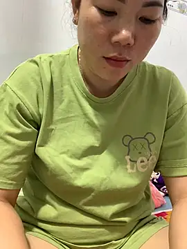 Snapshot of Baby-bigtits chatting on 02.26.25 Baby-bigtits online show from 02.26.25