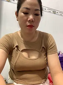 Snapshot of Baby-bigtits chatting on 03.09.25 Baby-bigtits online show from 03.09.25