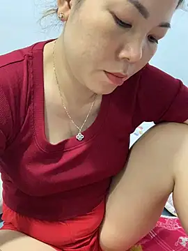 Snapshot of Baby-bigtits chatting on 03.18.25 Baby-bigtits online show from 03.18.25