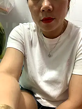 Snapshot of Baby-bigtits chatting on 09.22.25 Baby-bigtits online show from 09.22.25