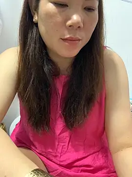 Snapshot of Baby-bigtits chatting on 10.20.25 Baby-bigtits online show from 10.20.25