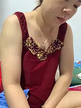 Snapshot of Baby-bigtits chatting on 10.21.25 Baby-bigtits online show from 10.21.25