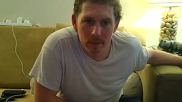 Snapshot of Rock_Pierce chatting on 06.21.26 Rock Pierce online show from 06.21.26