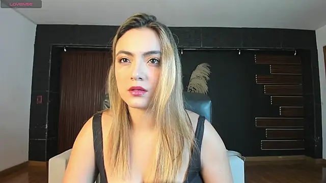 Snapshot of IsabellaaJoness chatting on 02.05.26 IsabellaaJoness online show from 02.05.26