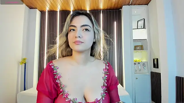 IsabellaaJoness online show from 04.12.26