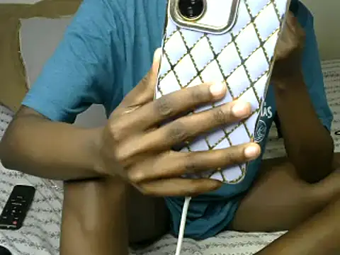 Snapshot of sweet_rozie chatting on 02.21.25 sweet rozie online show from 02.21.25