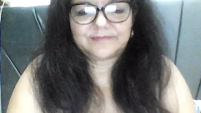 kassandra02 online show from 10.15.25