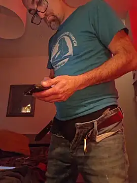 Snapshot of bibananaman chatting on 11.25.25 bibananaman online show from 11.25.25