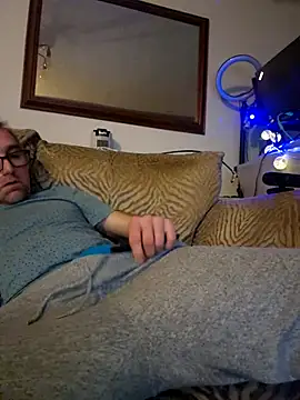 Snapshot of bibananaman chatting on 12.16.25 bibananaman online show from 12.16.25