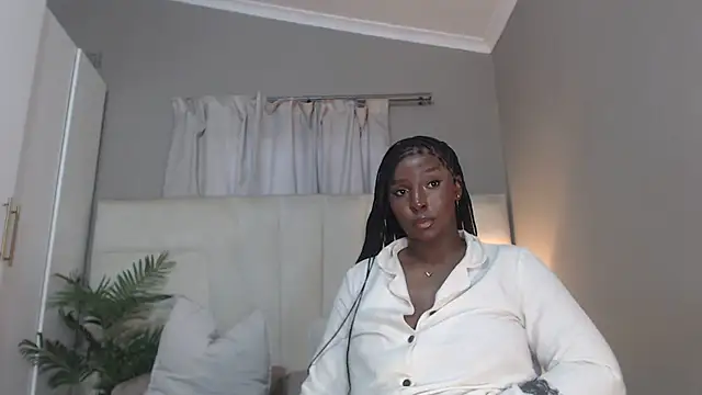 Snapshot of naughtyblackdolie chatting on 06.25.26 naughtyblackdolie online show from 06.25.26