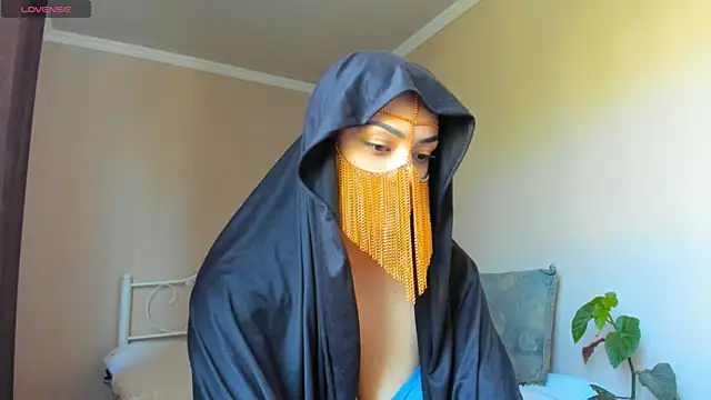 Snapshot of _cleopattra_ chatting on 09.27.25  cleopattra  online show from 09.27.25