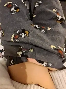 Snapshot of Mary_anes chatting on 02.24.25 Mary anes online show from 02.24.25