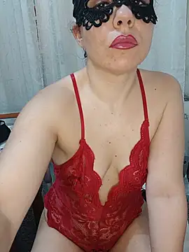 Snapshot of SexySweetPaola chatting on 07.27.26 SexySweetPaola online show from 07.27.26