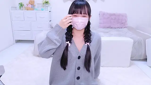 Snapshot of 86_haru chatting on 12.21.24 86 haru online show from 12.21.24