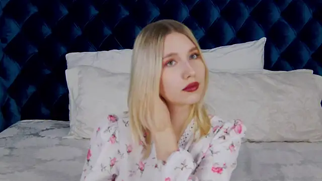 LiliLinn online show from 01.18.25